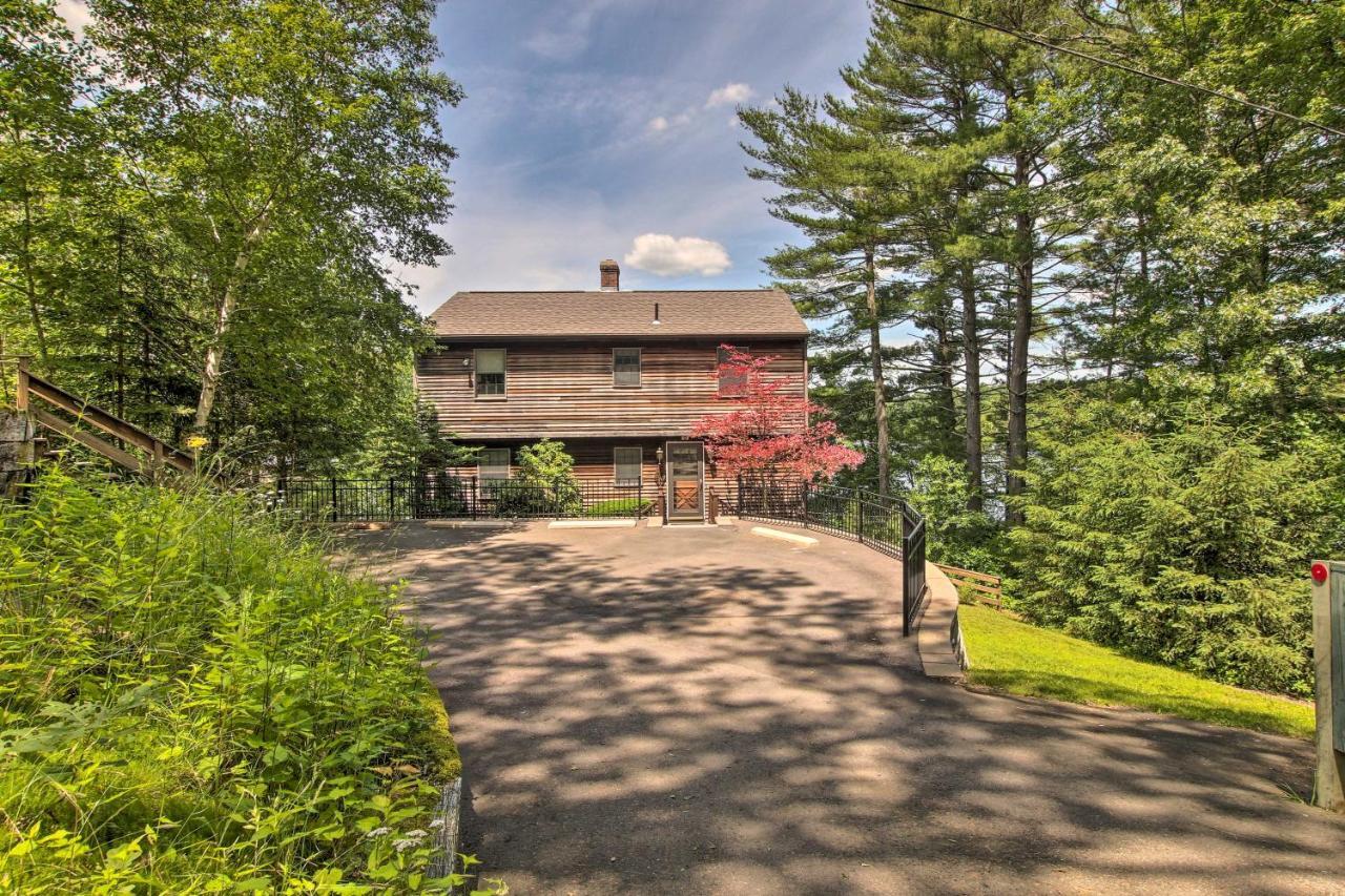 Waterfront New England House On Wickaboag Lake! West Brookfield Bagian luar foto