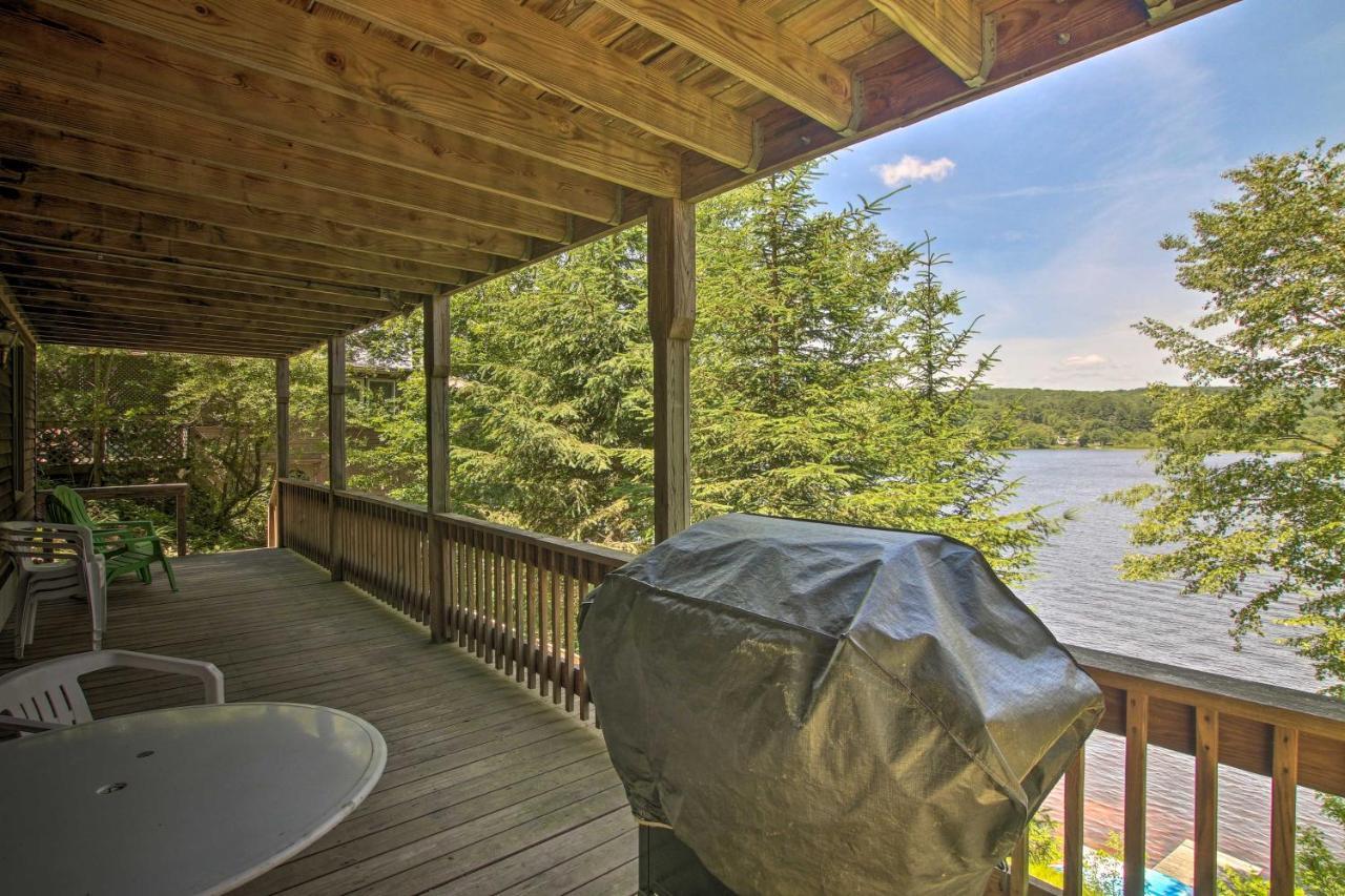 Waterfront New England House On Wickaboag Lake! West Brookfield Bagian luar foto